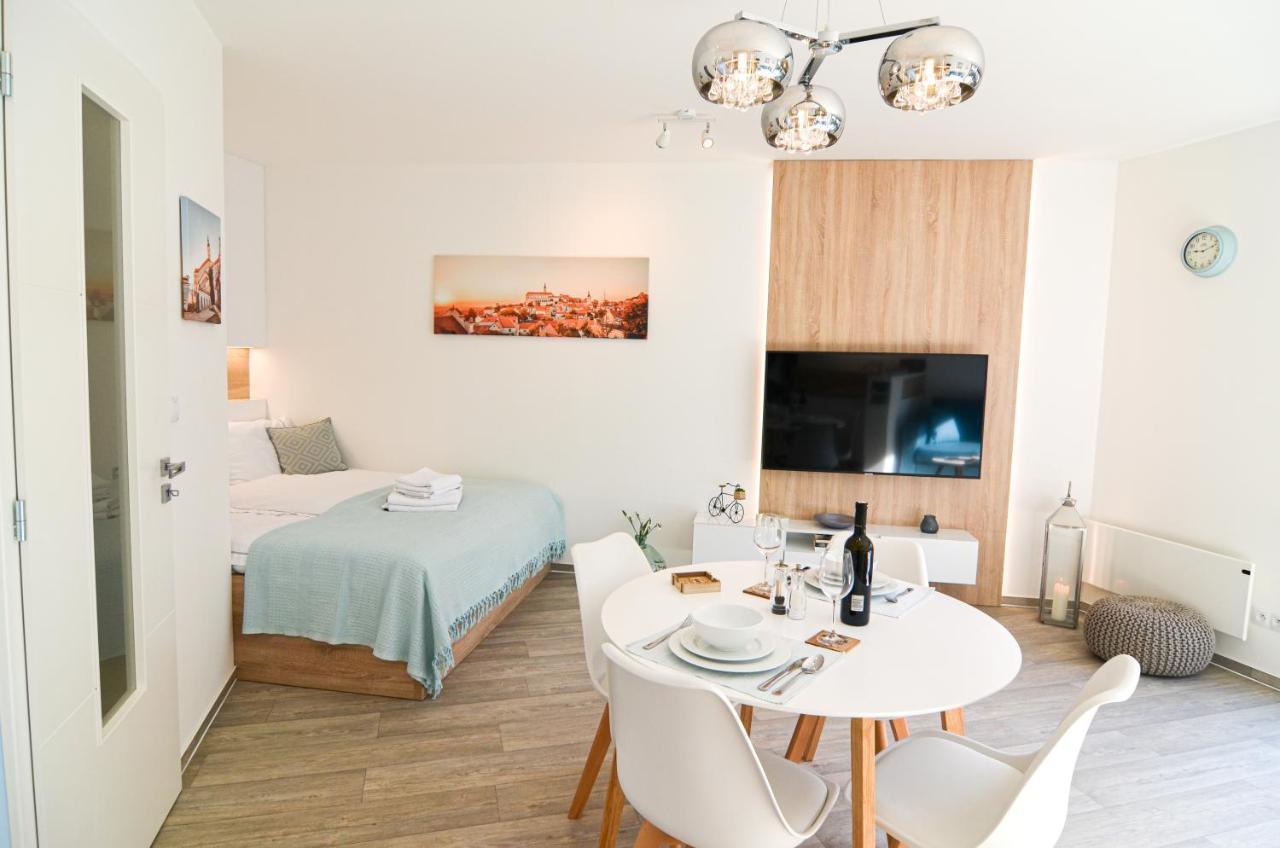 Apartman Astrid Mikulov Exteriör bild